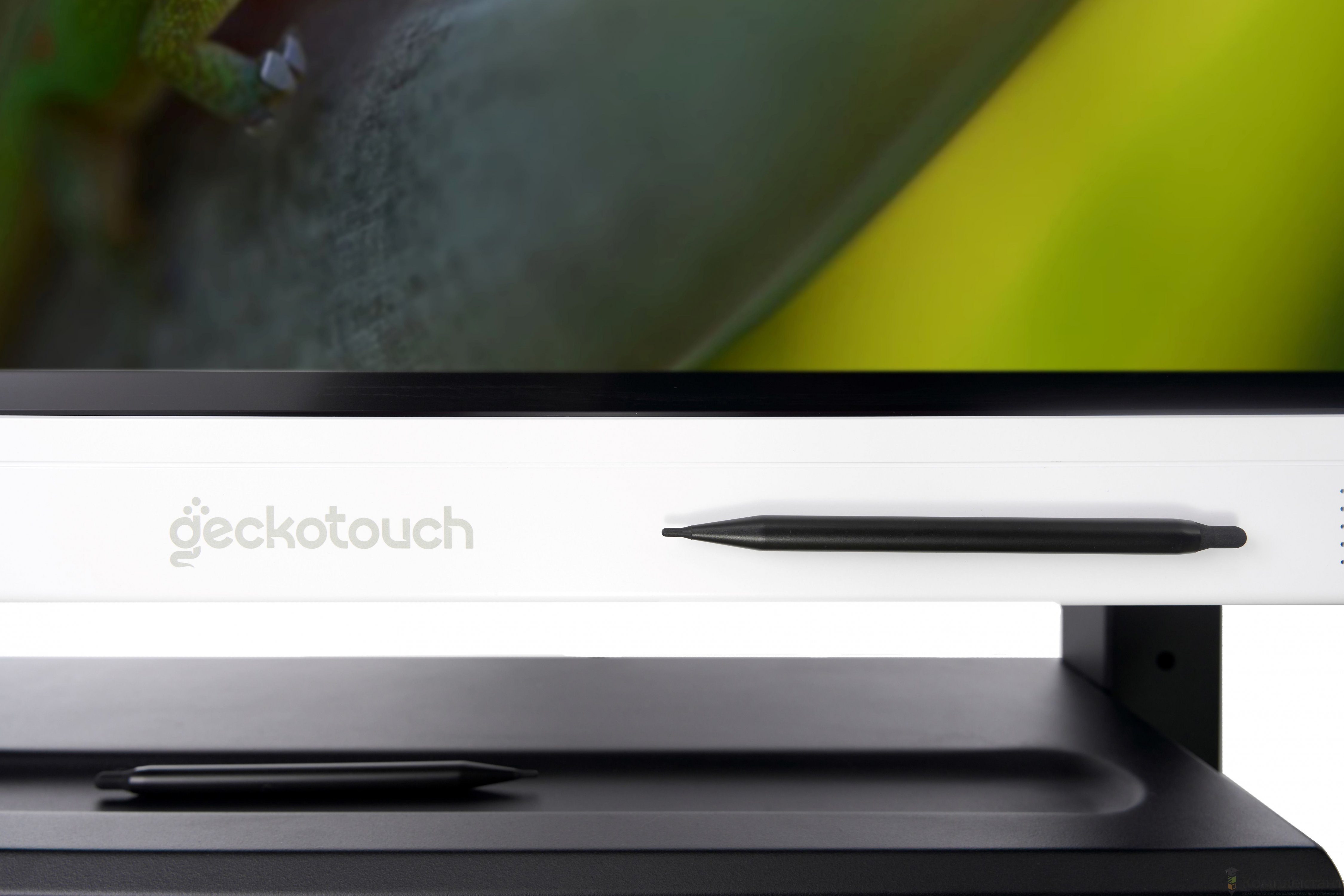 Интерактивная панель для образования Geckotouch IP75SL New (Новинка) 